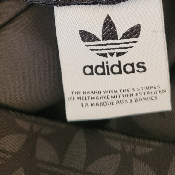 adidas Black Patterned Leggings - Picture 3 of 9